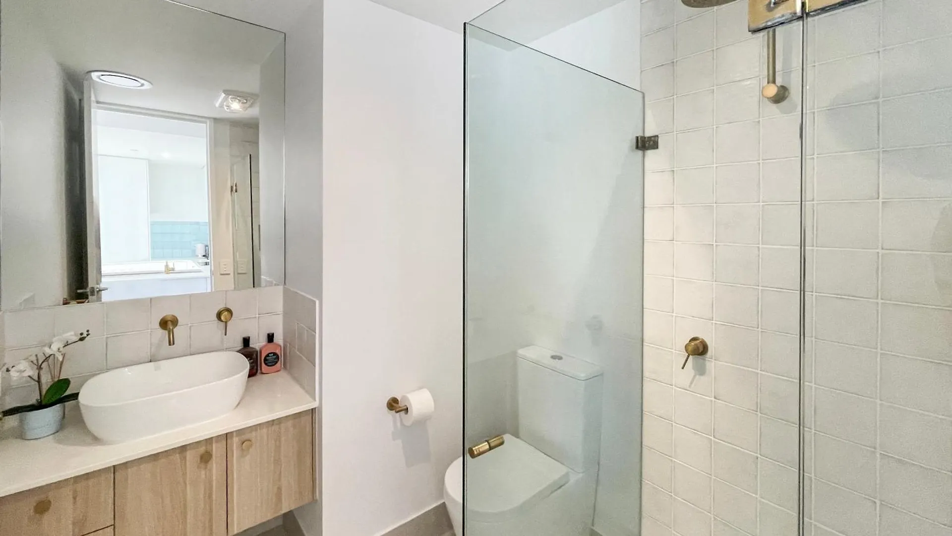 Beautifully Appointed - Sophisticated, Steps From The Sand Maroochydore Australia