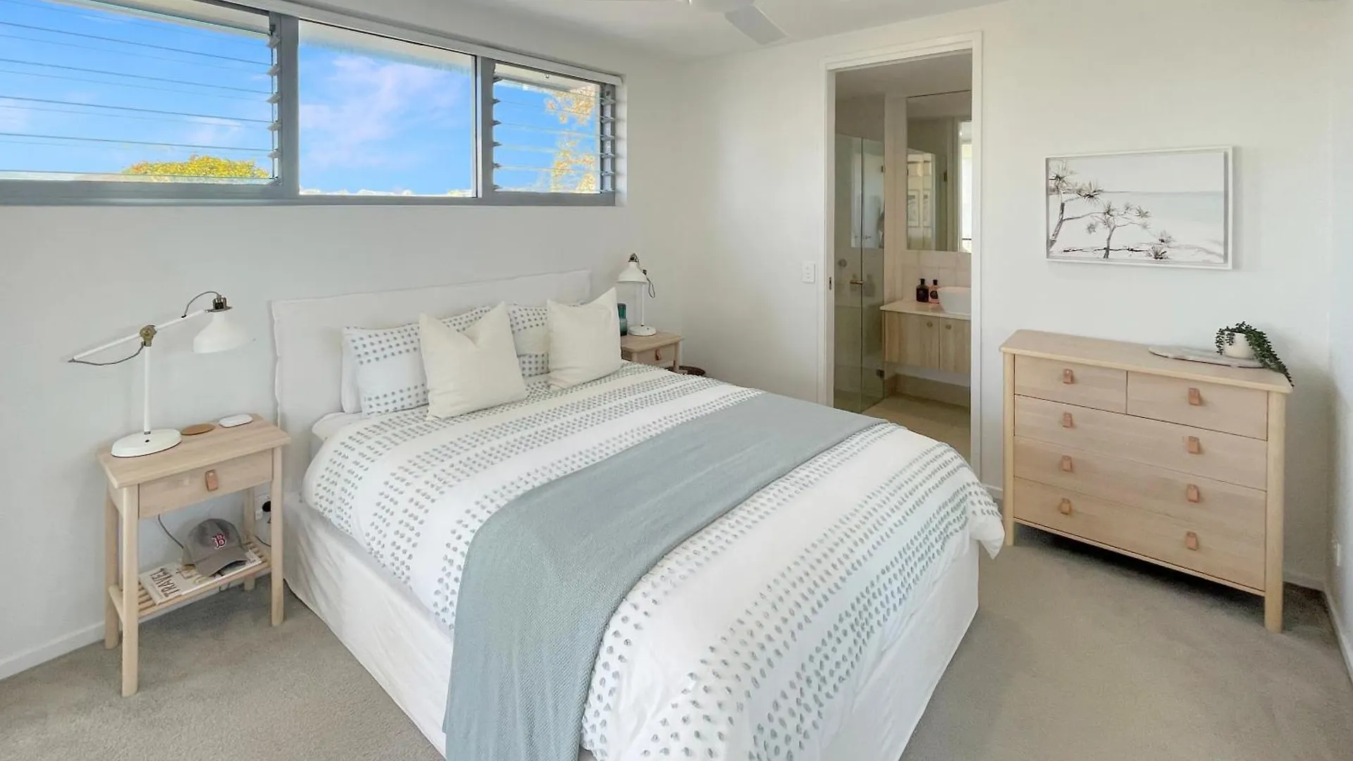 Beautifully Appointed - Sophisticated, Steps From The Sand Maroochydore Apartament